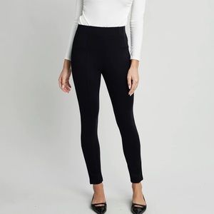 BCBG BLACK ANKLE PANT